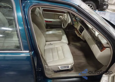 1996 Cadillac Deville z USA, uszkodzony, nr VIN 1G6KD52Y3TU257991